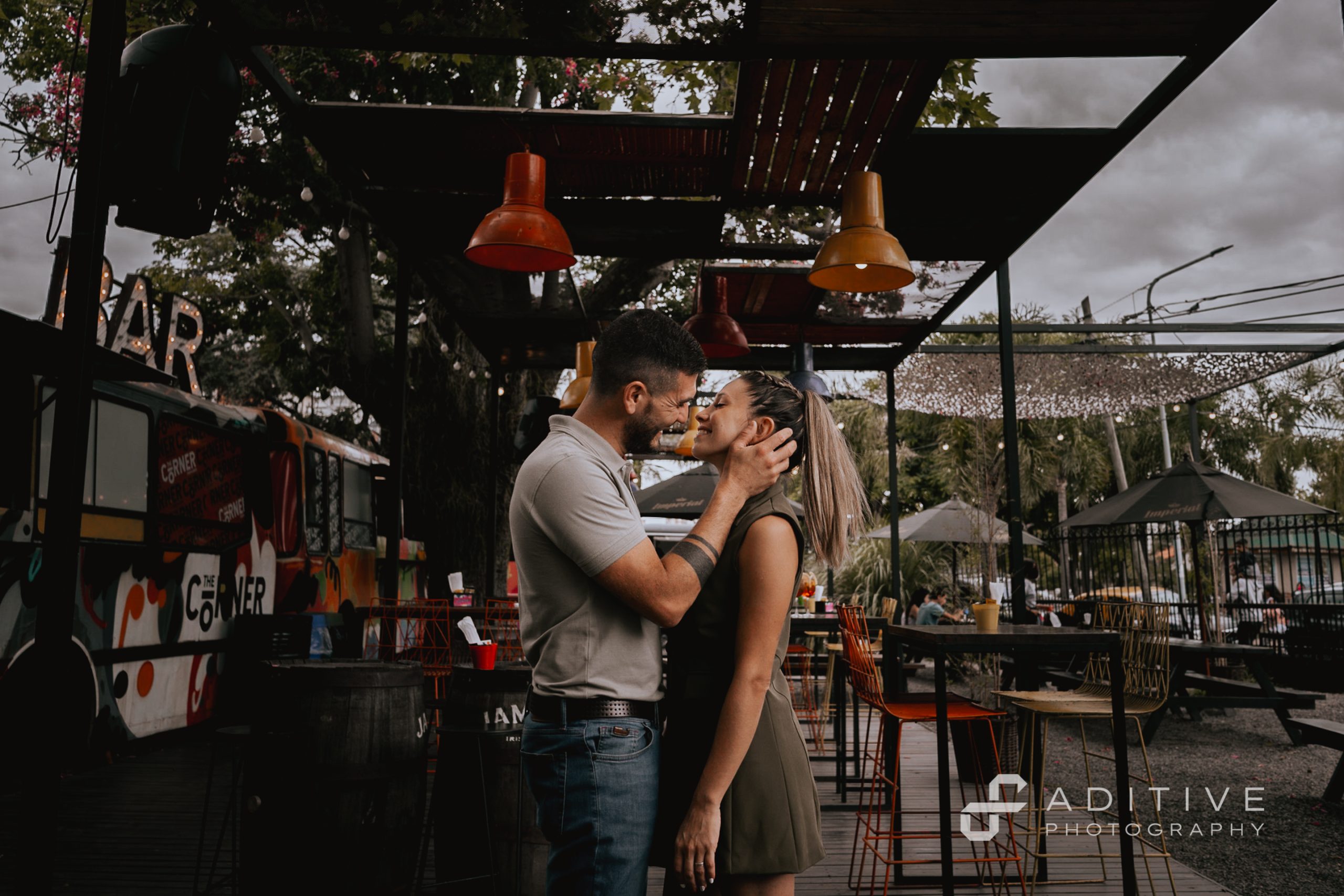 Aditive · boda documentada