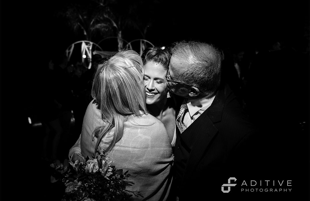 Aditive · boda documentada